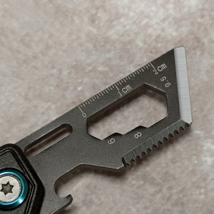 Porte-clés multifonctionnel 10-en-1 EDC personnalisé avec logo, ouvre-boîte et outil polyvalent - Product Image 2
