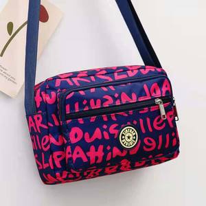 Bolso <span class=keywords><strong>de</strong></span> <span class=keywords><strong>tela</strong></span> <span class=keywords><strong>de</strong></span> nailon para mujer, bolsa <span class=keywords><strong>de</strong></span> <span class=keywords><strong>tela</strong></span> floral, informal, diagonal, multicapa, para teléfono móvil - Product Image 6