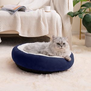 Cama redonda para gatos, cama suave y cálida para mascotas, para gatos y perros pequeños, cómoda alfombra para dormir, uso en interiores, azul con forro blanco - Product Image 1