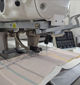 Máquinas de <span class=keywords><strong>coser</strong></span> electrónicas de <span class=keywords><strong>ojal</strong></span> con accionamiento directo Jack Jk-T9820, diseñadas para aplicaciones industriales de alta resistencia - Product Image 4