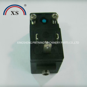 วาล์วโซลินอยด์ปิดแรงดัน XS 61.335.001 รีเลย์แม่เหล็กไฟฟ้า DPDT AC DC ขั้วต่อแบบสกรูกำลังสูง - Product Image 4