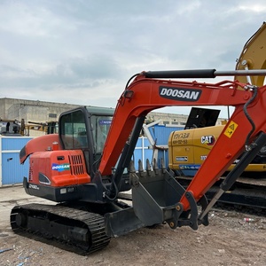 Mini-excavatrice Doosan DX60-9C 95 % neuve avec d'excellentes performances, mini-excavatrice Doosan DX60 d'occasion, engin de terrassement en vente - Product Image 4