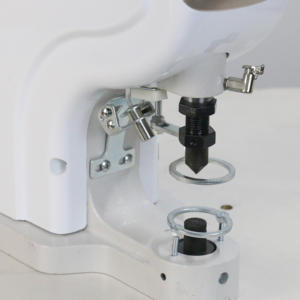 Máquina <span class=keywords><strong>de</strong></span> Coser Industrial Computarizada para Colocar Botones, Fácil <span class=keywords><strong>de</strong></span> Manejar, en Existencia con Mesa, Potencia Máxima - Product Image 5