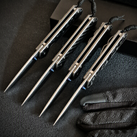 Couteau pliant EDC en acier 8Cr14MoV, manche en fibre de carbone déchiquetée, couteau de poche pour le camping en plein air et la survie