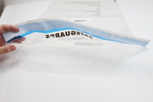 Sac de sécurité transparent de qualité casino avec étiquette inviolable pour le contrôle des jetons de jeu et de l'argent liquide - Product Image 4