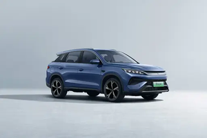 BYD Song Pro DM-i Edición Honor 110km Beyond, SUV Híbrido Enchufable Mediano con Batería de 90-110kWh y Motor de 200-250kW - Product Image 2