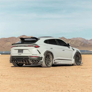 Kit carrosserie pour Lamborghini Urus : Lame avant, jupes latérales, diffuseur, spoiler, capot et extensions d'ailes en fibre de carbone style LB pour Urus amélioré - Product Image 3