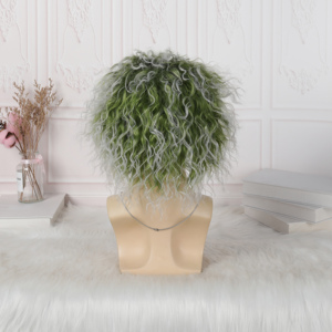 Ainizi - Peluca Corta y Rizada de 6 Pulgadas, Color Verde Mezclado con Blanco, Estilo Beetlejuice para Halloween - Product Image 6