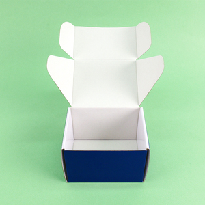 Prezzo di fabbrica Custom cartone dentiera spedizione Mailer scatola di imballaggio in carta goffrata <span class=keywords><strong>per</strong></span> allineatori dentali smalto olio Blush - Product Image 4