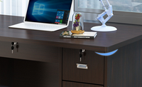 Bureaux d'ordinateur en forme de L intelligents réglables en hauteur avec étagères