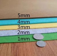 Tessuto in Feltro di Fibra Chimica, Resistente allo Strappo, Leggero, Elastico, Non Irritante, Non Tessuto Agugliato, Stile Semplice, Su Ordinazione