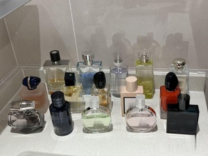Mini <span class=keywords><strong>parfum</strong></span> portable, <span class=keywords><strong>parfum</strong></span> frais classique, compact et léger, adapté aux hommes et aux femmes, vente chaude internationale - Product Image 2