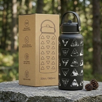 Bouteille d'eau isotherme portable en acier inoxydable au design personnalisé, avec autocollants souvenirs de voyage et couvercle