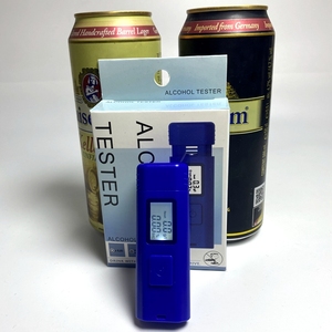 KC-26 mit Triple-A-Batterien Alkohol tester Neu heiß verkaufter Alkoholimetro Digital Breath alyser - Product Image 2
