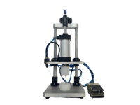 Machine de remplissage de liquide de parfum semi-automatique Ligne de production de bouteilles et flacons en verre pour équipement de fabrication d'eau