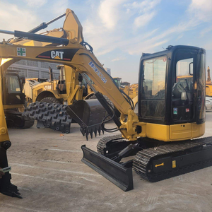 Opción Económica: Miniexcavadora Usada CAT304CR/310/305E/305.5E de 4 Toneladas, Alto Rendimiento y Estabilidad con Motor, Caja de Cambios y Bomba - Product Image 3