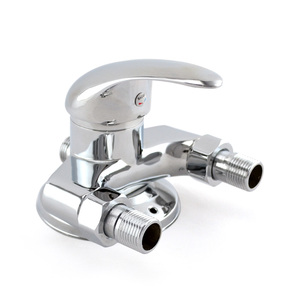 MCBKRPDIO Robinet d'<span class=keywords><strong>eau</strong></span> <span class=keywords><strong>de</strong></span> <span class=keywords><strong>douche</strong></span> <span class=keywords><strong>solaire</strong></span> à poignée unique en alliage <span class=keywords><strong>de</strong></span> zinc poli chromé pour <span class=keywords><strong>pluie</strong></span> Céramique - Product Image 4