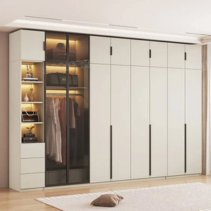 Armoire moderne personnalisée avec portes en verre à cadre noir, éclairage LED et tiroirs latéraux pour le rangement de la chambre - Product Image 2