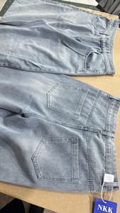 <span class=keywords><strong>Jeans</strong></span> da <span class=keywords><strong>uomo</strong></span> Casual <span class=keywords><strong>a</strong></span> <span class=keywords><strong>vita</strong></span> media Y2K larghi lavati estivi colorati <span class=keywords><strong>Jeans</strong></span> larghi dritti <span class=keywords><strong>a</strong></span> gambe larghe in Denim per l'autunno - Product Image 5