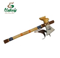 Têtes d'animaux artisanales en bois, haches, hachettes, tomahawks, décoration murale pour la maison