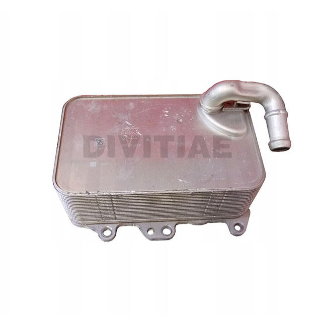 ROADFAR Engine Oil Cooler Compatible For Audi A6 Quattro A8 Quattro Q7 RS4 RS5 S5 2006-2013 Volkswagen Touareg 2007-2009 In | Whizz Engine Oil Coolers & Kits - Foto 5