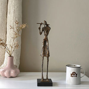 Estatuilla de músico de hierro fundido flautista 3D de bronce antiguo, estatua de escritorio o suelo impresa UV para decoración del hogar - Product Image 6