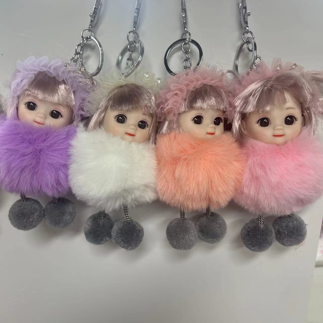 Big-eyed doll pendant