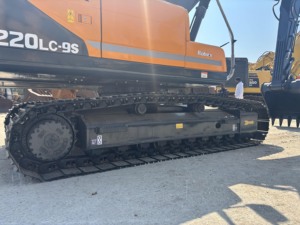 Excavadora Hyundai R220LC 9S de segunda mano de baja hora, máquina hidráulica de 22 toneladas para proyectos civiles y aplicaciones de movimiento de tierras - Product Image 6