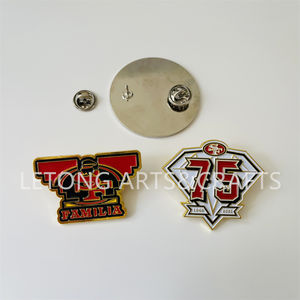 中国メーカー カスタムスポーツロゴ メタルラペルピン エナメルピン ハードエナメル NFL 49ers ファミリア ラペルピン - Product Image 6