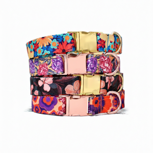 ปลอกคอลายดอกไม้แบบปรับได้ปลอกคอออกแบบลายดอกไม้พร้อมหัวเข็มขัดโลหะปลอกคอสัตว์เลี้ยงปรับได้ตามต้องการสำหรับสุนัขเด็กผู้ชายเด็กผู้หญิง - Product Image 1