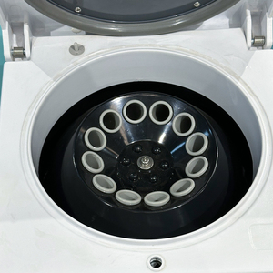 Centrífuga de Baja Velocidad de Sobremesa BIOBASE China BKC-TL4C, Directo de Fábrica, 4000 rpm para Laboratorio - Product Image 3