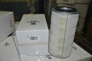 อะไหล่รถตักขนาดเล็กในชุดอะไหล่เครื่องยนต์ดีเซล SP100551 4105BG.K1833 ไส้กรองอากาศ อะไหล่เครื่องจักรก่อสร้างจากโรงงานโดยตรง - Product Image 3