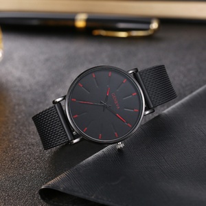 Reloj de pulsera minimalista delgado para hombre, esfera negra, marcadores azules, correa de malla transpirable - Product Image 4