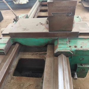 Torno de Roscar Tuberías Usado Q1322, Distancia entre Ejes de 3000mm, Diámetro Interior de 225mm, Torno de Tubos de Alta Resistencia para Mecanizado de Tuberías de Petróleo - Product Image 3