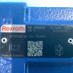 Regulador de Flujo Hidráulico de 2 Vías R900205509 2FRM6B36-3X/10QRV con Válvula de Retención, 315 bar de Alta Presión - Product Image 1