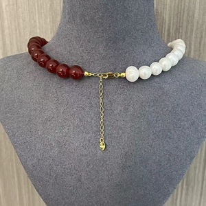 Collana <span class=keywords><strong>da</strong></span> <span class=keywords><strong>Donna</strong></span> di Lusso <span class=keywords><strong>per</strong></span> <span class=keywords><strong>Capodanno</strong></span> in Argento 925 con Catena Regolare, Agata Rossa e Perle Naturali - Product Image 5