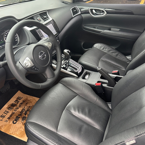 Dongfeng Nissan Sylphy Edición Clásica 2013-2018, Sedán 1.6XE de 4 Puertas y 5 Asientos, Interior de Cuero, Transmisión Automática, Auto Usado - Product Image 5