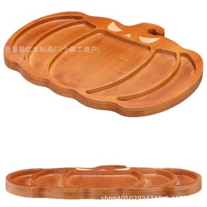 Bandeja de madera con forma de calabaza de Halloween para servir frutas, queso y aperitivos en fiestas - Product Image 5