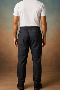 PANTALÓN CARGO GRIS MODERNO DE AJUSTE REGULAR Mezcla de poliéster Bordado ecológico Disponible en tallas S M L XL XXL - Product Image 4