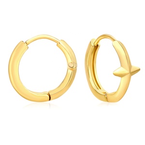 Pendientes de Aro de Estrella Elegantes, Clásicos y Sencillos, Hipoalergénicos, de Acero Inoxidable con Baño de Oro PVD de 18k, Resistentes al Deslustre, para Mujer - Product Image 5