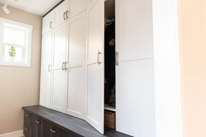 Armoire haute à portes battantes CANA, fabrication sur mesure, directement de l'usine, avec étagère latérale ouvrante, système d'armoire de rangement, poste de travail pour l'étude - Product Image 5