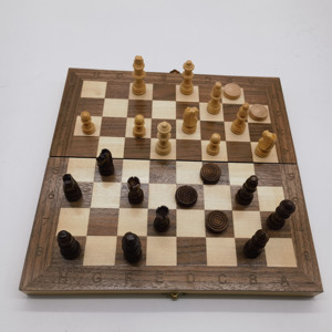 مجموعة شطرنج خشبية فاخرة حديثة للديكور، تصميم أوروبي قابل للطي، لعبة عائلية بأرقام، قطع مغناطيسية - Product Image 4