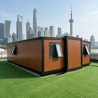 Villa préfabriquée en panneaux sandwich modernes