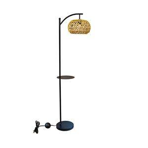 Dernier grand <span class=keywords><strong>lampadaire</strong></span> en métal <span class=keywords><strong>haut</strong></span> de gamme avec lumière LED E26 Finition multiple pour le salon Décoration intérieure Meilleur prix - Product Image 1