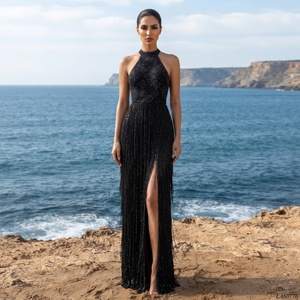 Abito da sera a sirena <span class=keywords><strong>nero</strong></span> Serene Hill LA60776 con scollo all'americana, senza maniche, con frange e <span class=keywords><strong>spacco</strong></span>, lussuoso abito da festa per donna - Product Image 1