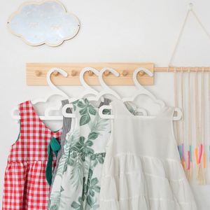 Organizador de Ropa Moderno de Alta Calidad con Ganchos, Estantes de Pared de Madera para Baño, Decoración del Hogar - Product Image 5