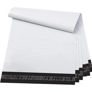Bolsas de Polietileno con Refuerzo Lateral, Impresas en Gravura Blanca y Negra, para Envío de Ropa, Embalaje Seguro para Zapatos - Product Image 1