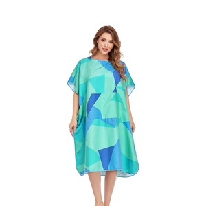 Poncho con capucha sin arena personalizado al por mayor, Toalla de baño de algodón de microfibra <span class=keywords><strong>para</strong></span> adultos, absorbe el sudor, patrón de logotipo <span class=keywords><strong>para</strong></span> nadar en la <span class=keywords><strong>playa</strong></span> - Product Image 1