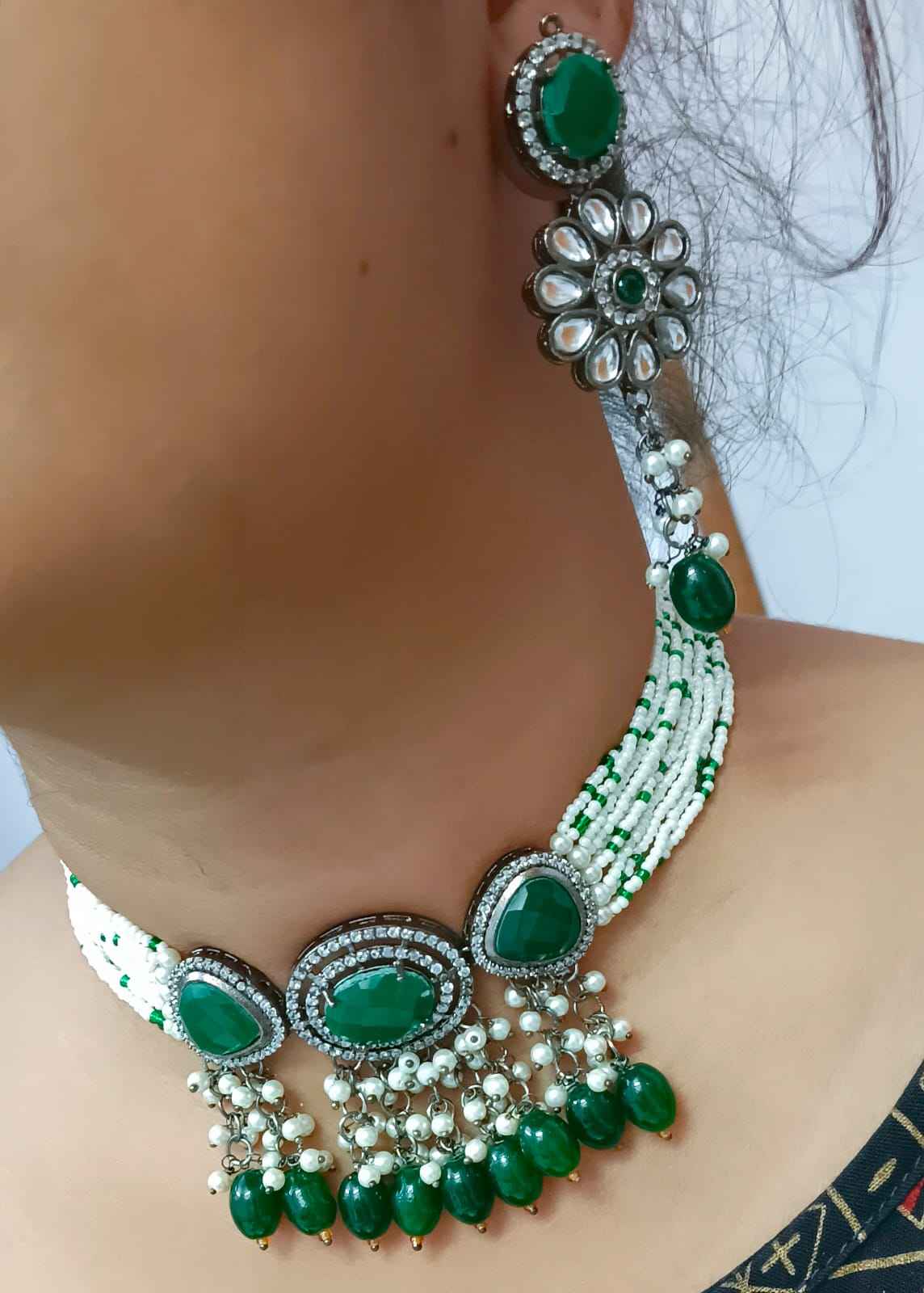 สีเขียว