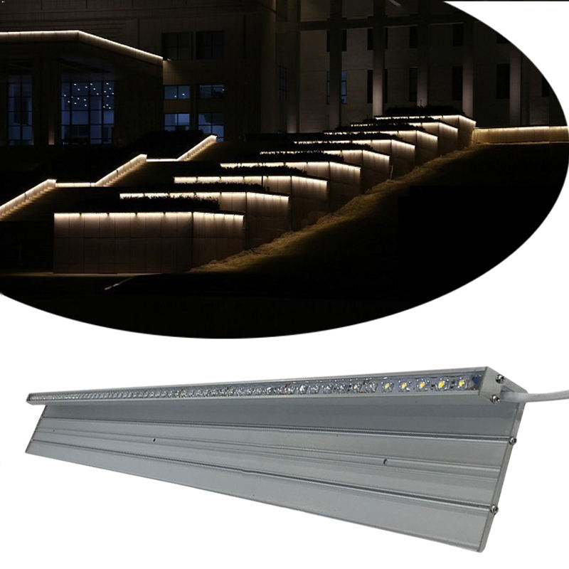 สีเทาเข้ม